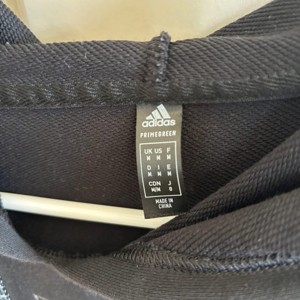 Adidas Hoodie Sweatshirt Men's Size Medium Black Gray Pullover Damian Lillard - Picture 3 of 4